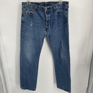 Levis 501 Jeans Mens 36x32 (36x30)Blue Medium Wash Button Fly Straight Denim